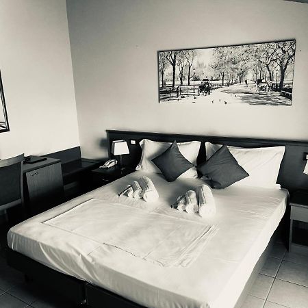Hotel Al Bosco Сона Экстерьер фото
